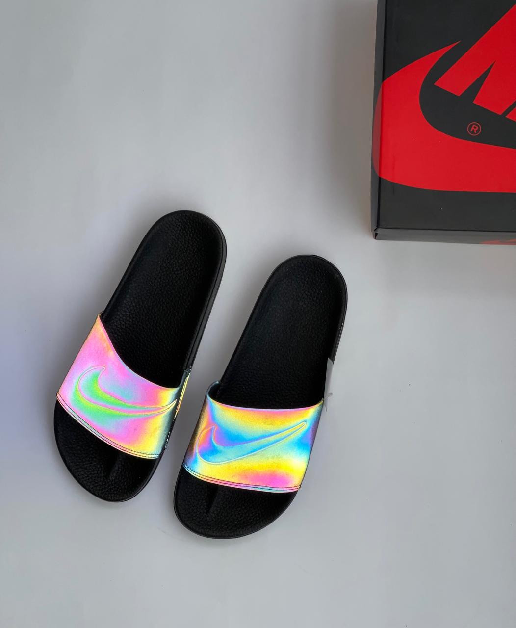 Imagen Sandalia Nike Sesgo Rainbow Reflective  1