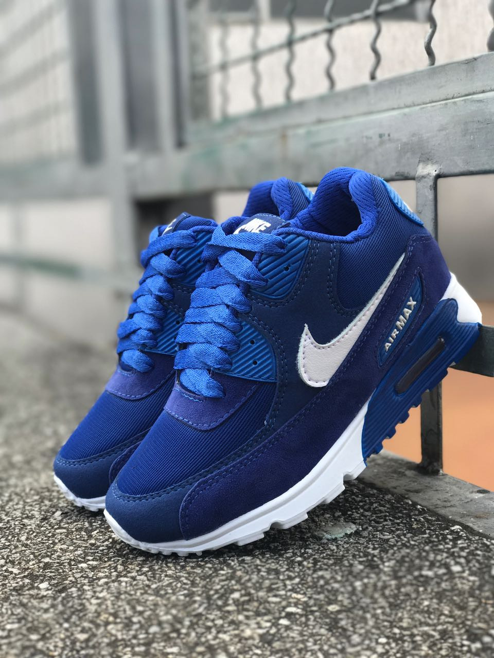 nike free trainer 2.0