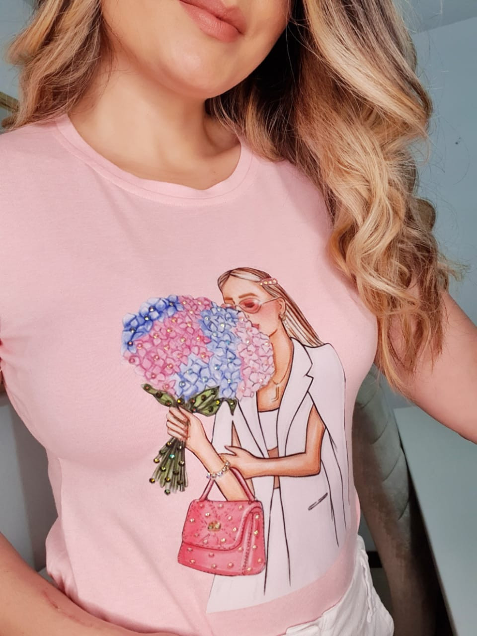 Imagen camiseta chica ramo de flores 2