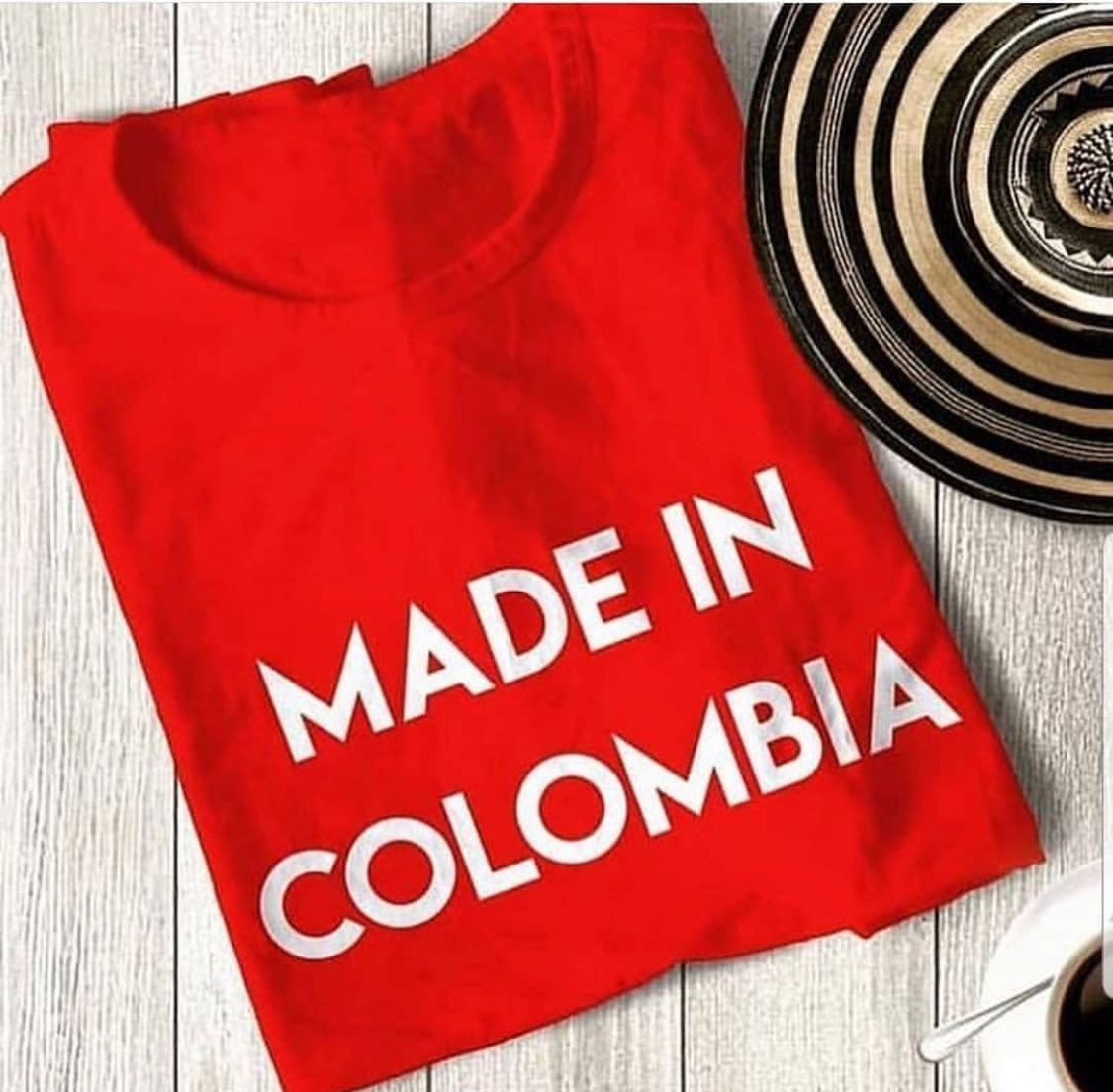 Imagen CAMISETA MADE IN COLOMBIA 1