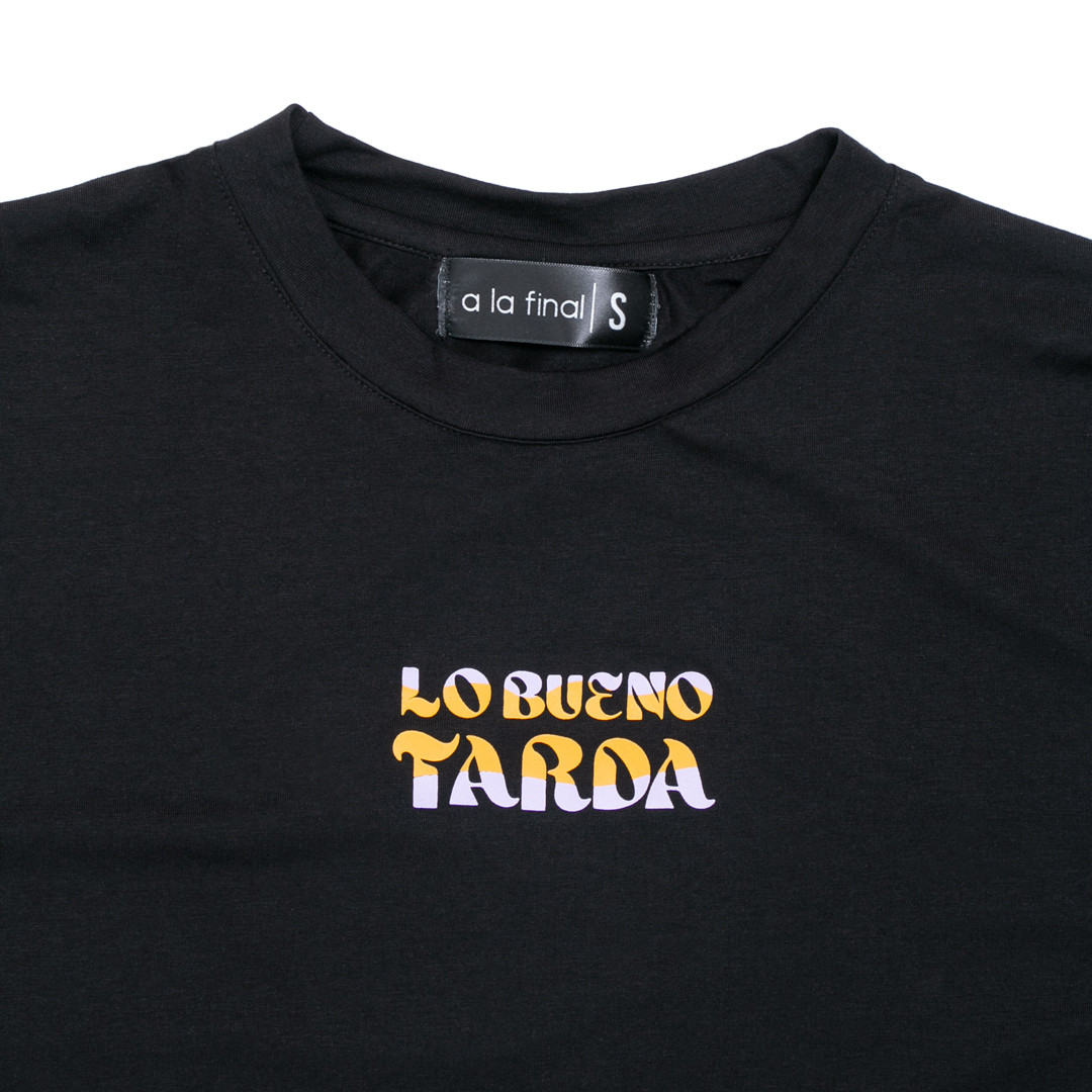 Imagen Camiseta negra oversize Lo bueno tarda 5