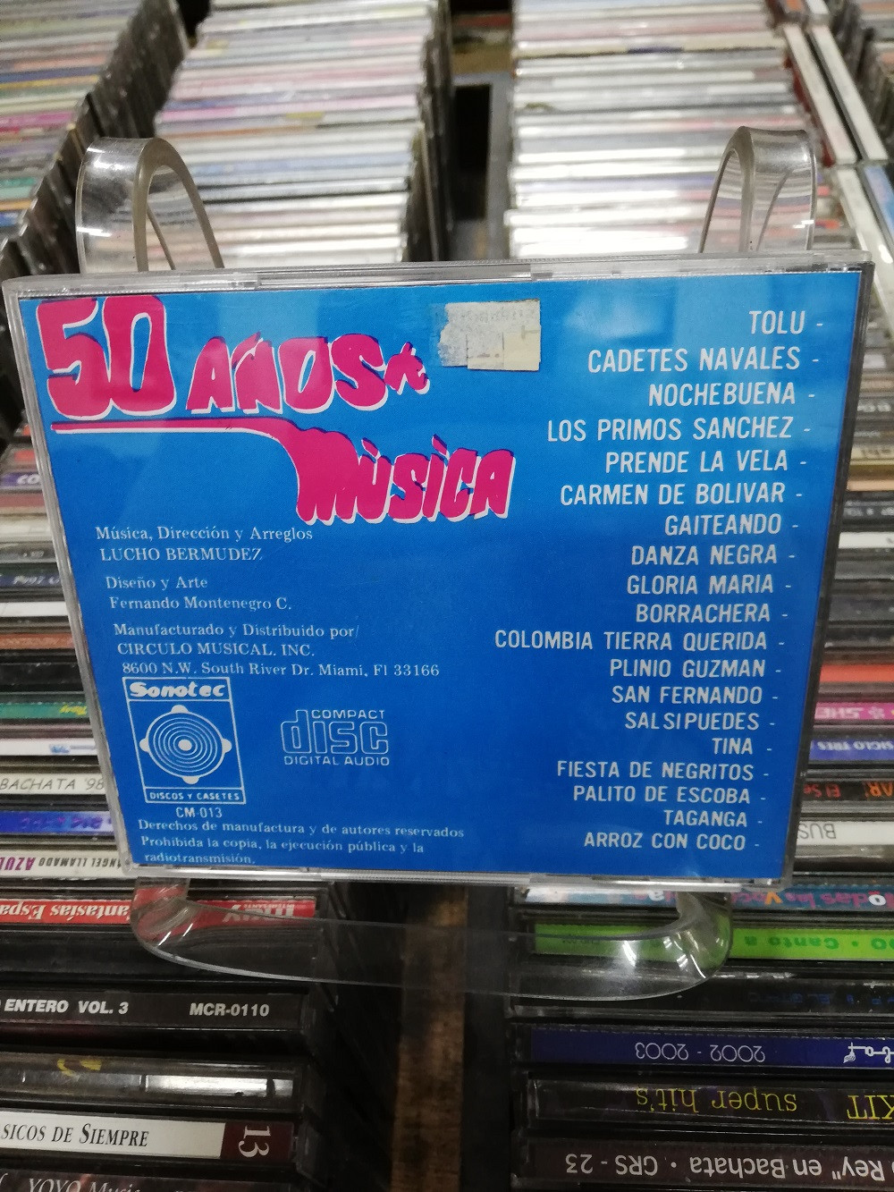 Imagen CD LUCHO BERMUDEZ - 50 AÑOS DE MÚSICA 2