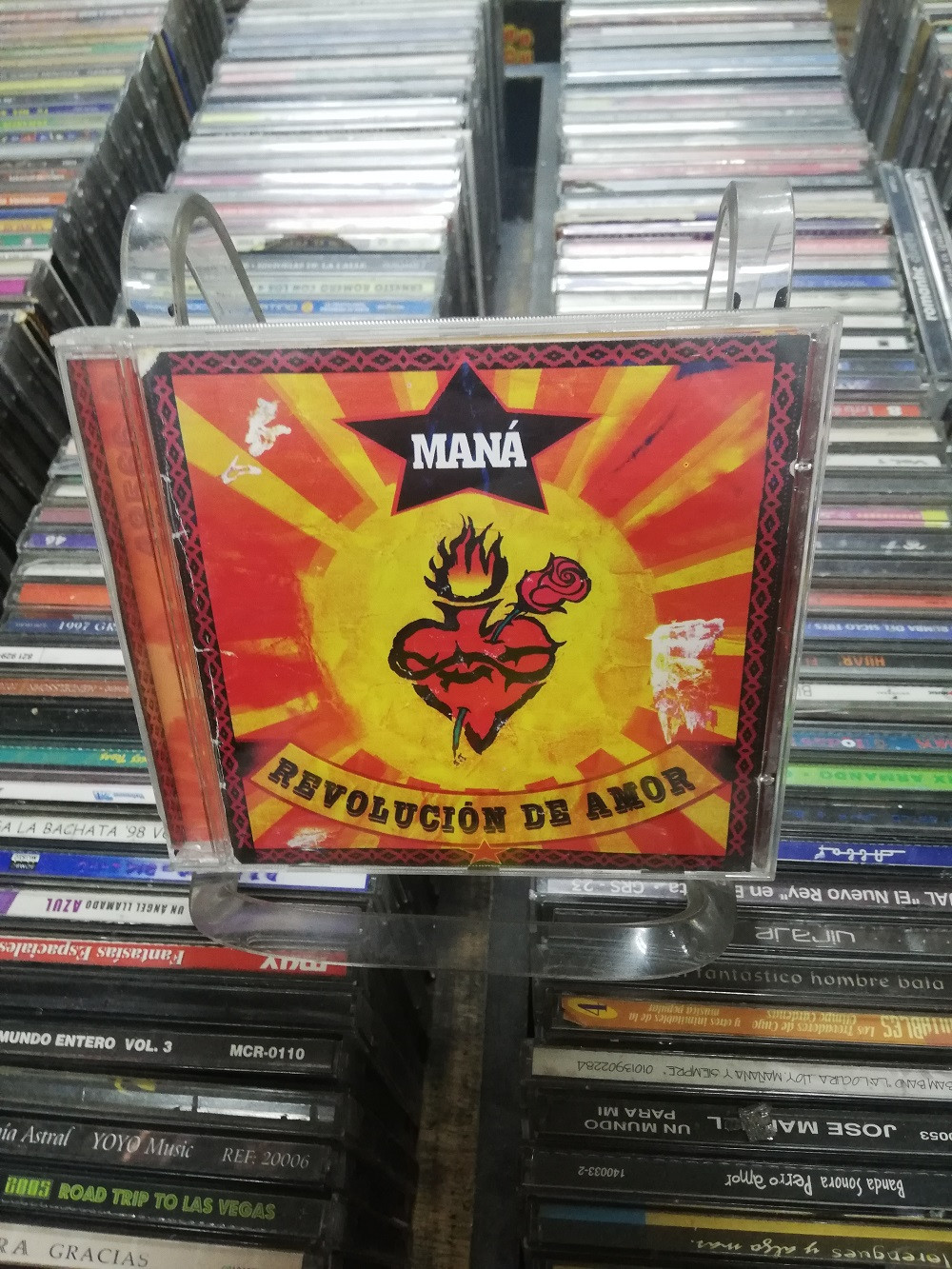 Imagen CD MANÁ - REVOLUCIÓN DE AMOR 1