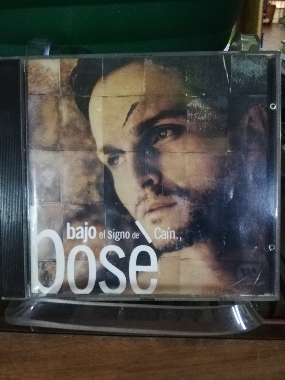 Imagen CD MIGUEL BOSÉ - BAJO EL SIGNO DE CAIN