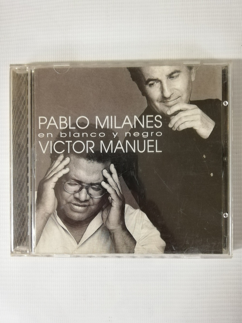 Imagen CD PABLO MILANES Y VICTOR MANUEL - EN BLANCO Y NEGRO 1