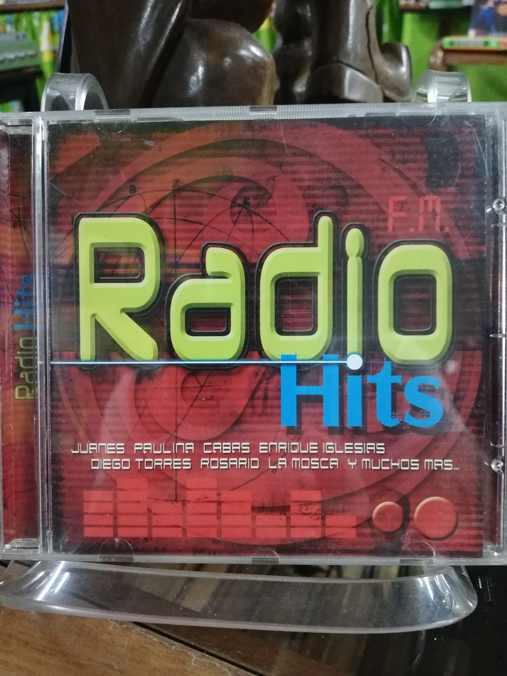 Imagen CD RADIO HITS - ARTISTAS VARIOS 1