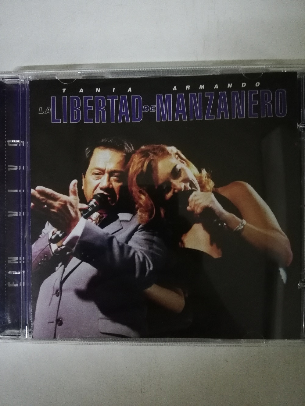 Imagen CD TANIA LIBERTAD Y ARMANDO MANZANERO - LA LIBERTAD DE MANZANERO