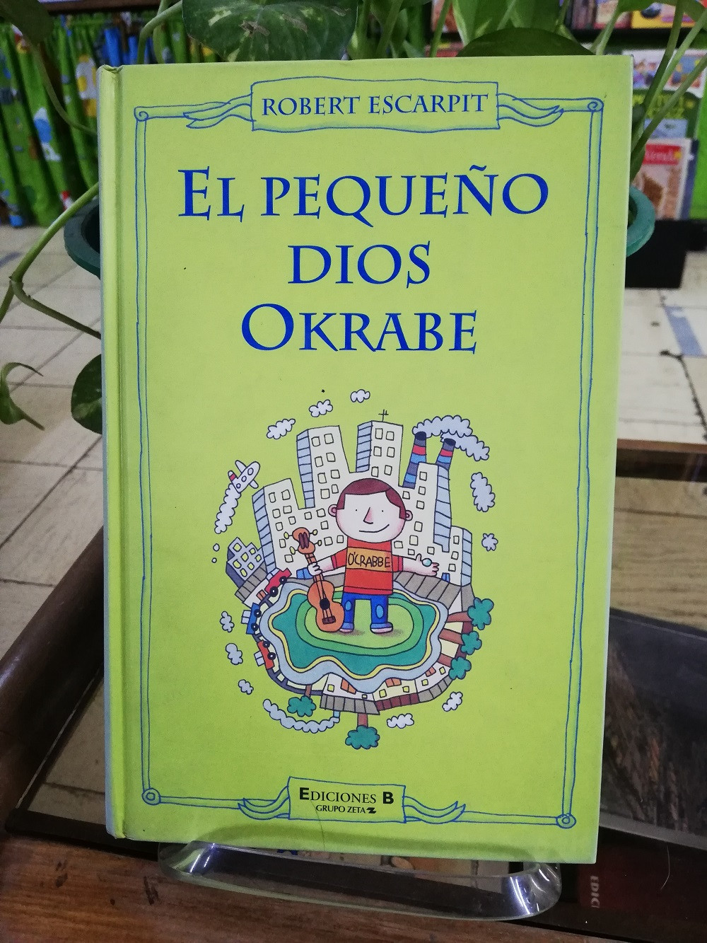 Imagen EL PEQUEÑO DIOS OKRABE - ROBERT ESCARPIT