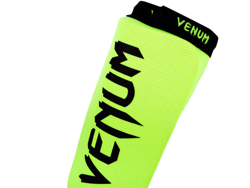 Espinillera Muay Thai Venum: VENUM-02948-014 LEGION STORE