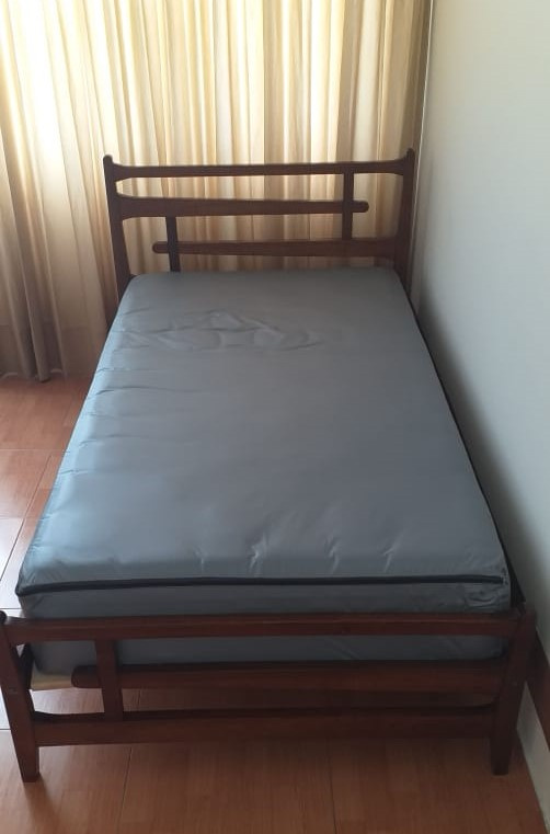 Imagen Forro antifluido con cremallera  para colchón cama sencilla 1