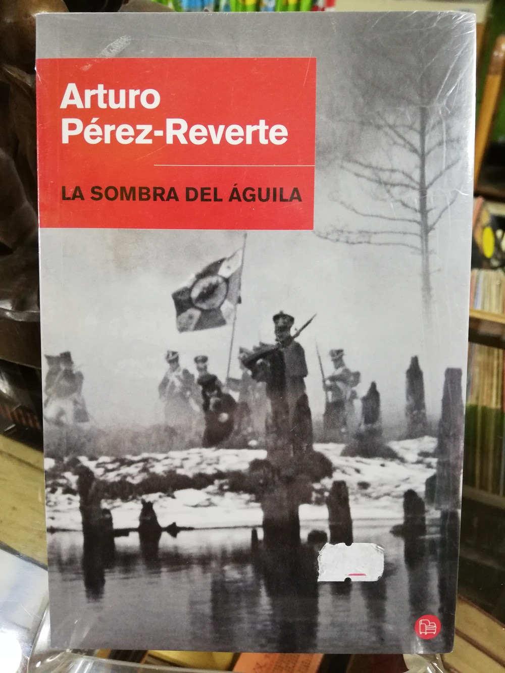 Imagen LA SOMBRA DEL AGUILA - ARTUO PEREZ-REVERTE 1