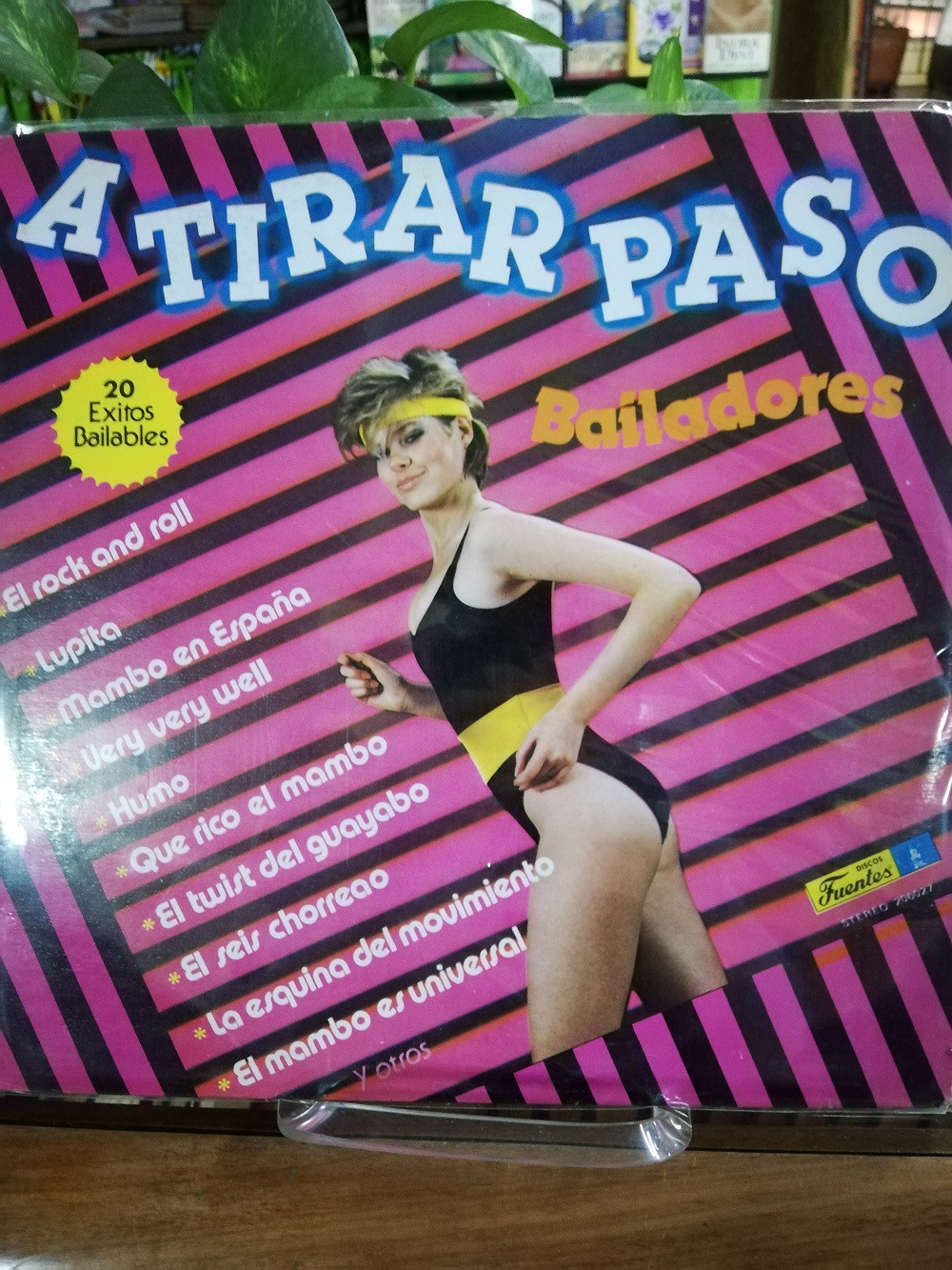 Imagen LP A TIRAR PASO BAILADORES - 20 EXITOS BAILABLES 1