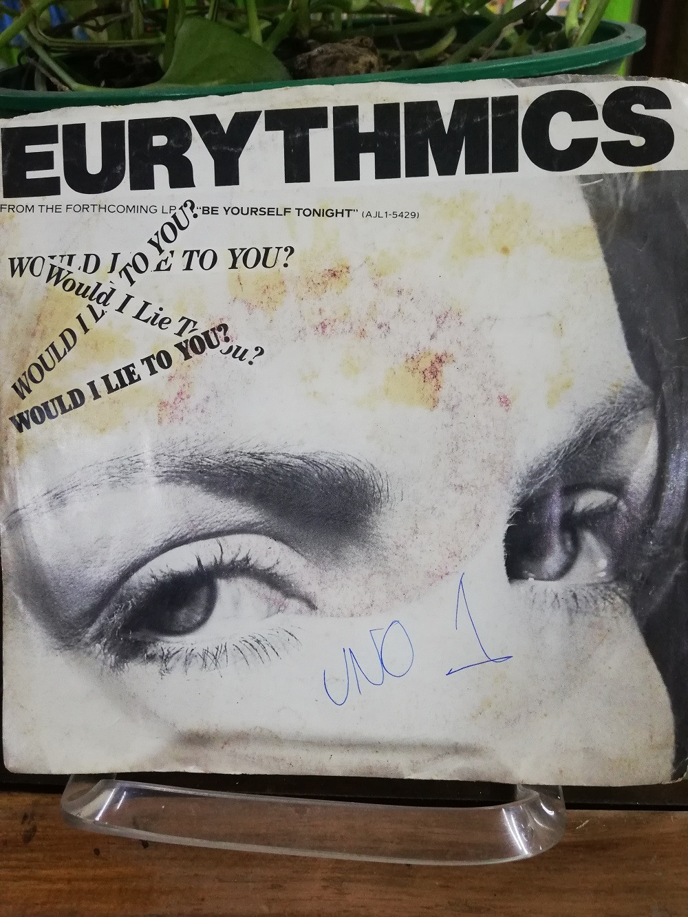 Imagen LP EURYTHMICS - WOULD I LIE TO YOU? / HERE COMES THAT SINKING FEEELING 1