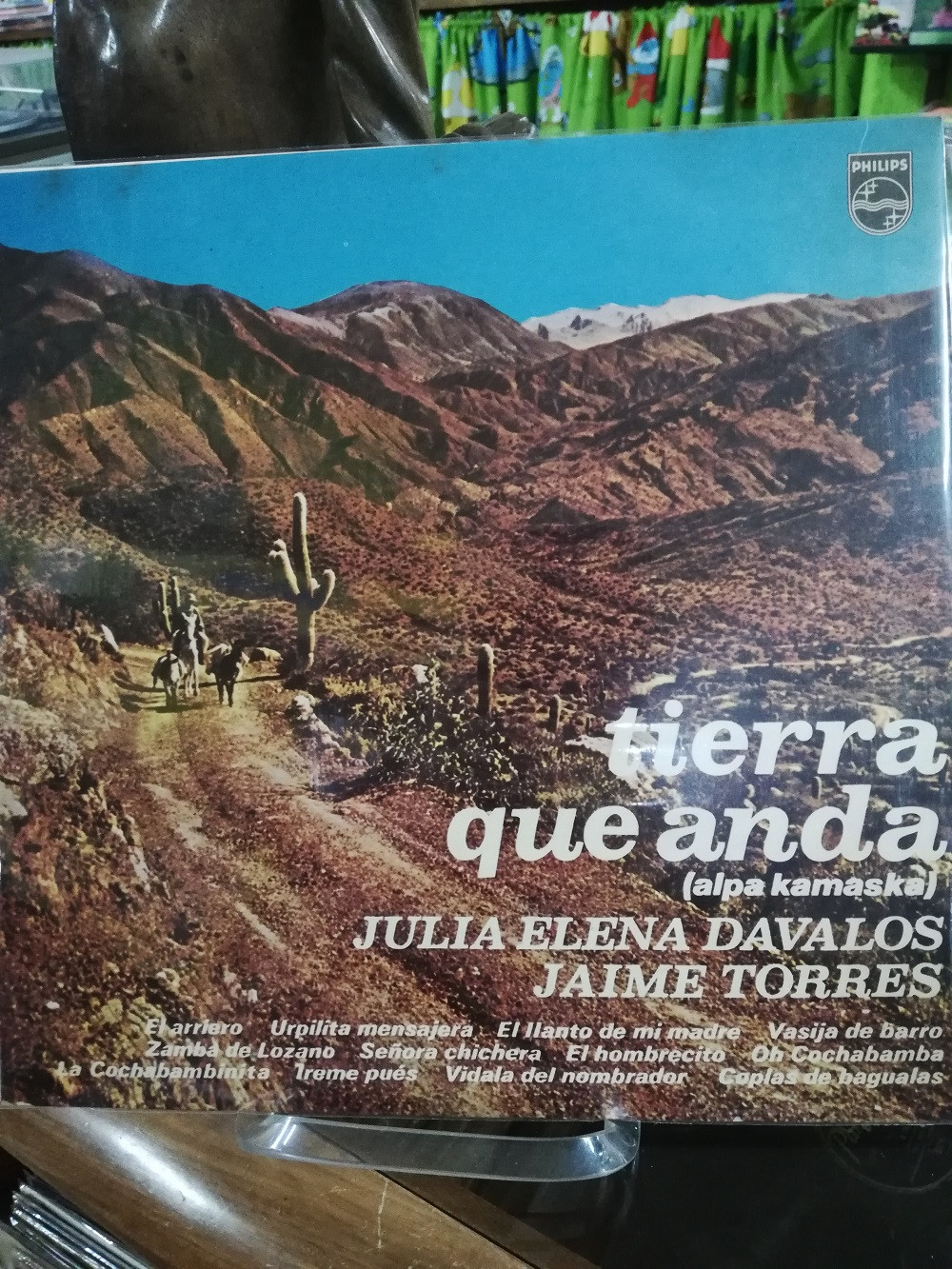 Imagen LP JULIA ELENA DAVALOS & JAIME TORRES - TIERRA QUE ANDA (ALPA KAMASKA)