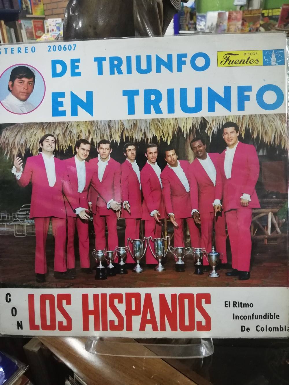 Imagen LP LOS HISPANOS - DE TRIUNFO EN TRIUNFO 1