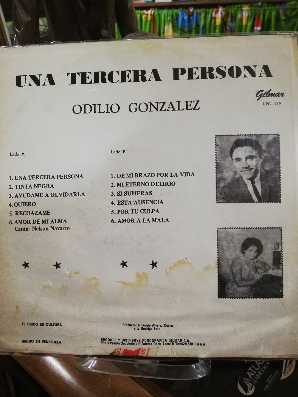 Imagen LP ODILIO GONZALEZ - UNA TERCERA PERSONA (INTERPRETA LAS CANCIONES DE LUZ CELENIA TIRADO) 2