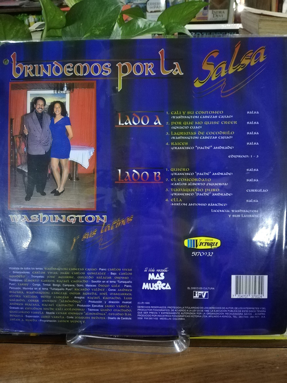 Imagen LP WASHINGTON Y SUS LATINOS - BRINDEMOS POR LA SALSA 2