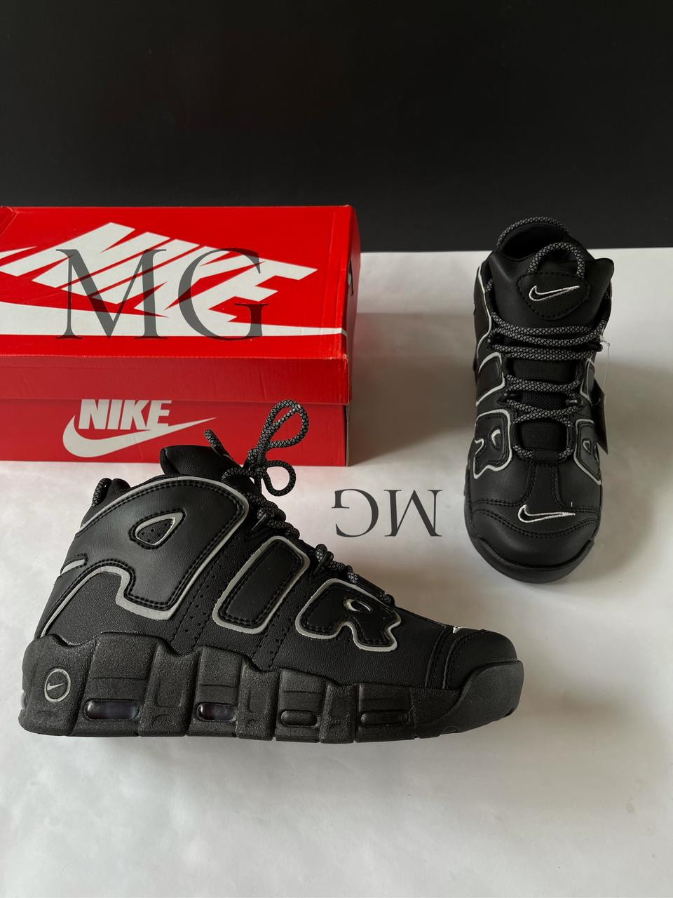 Imagen Nike Air More Up Tempo Black Panther Reflective 3