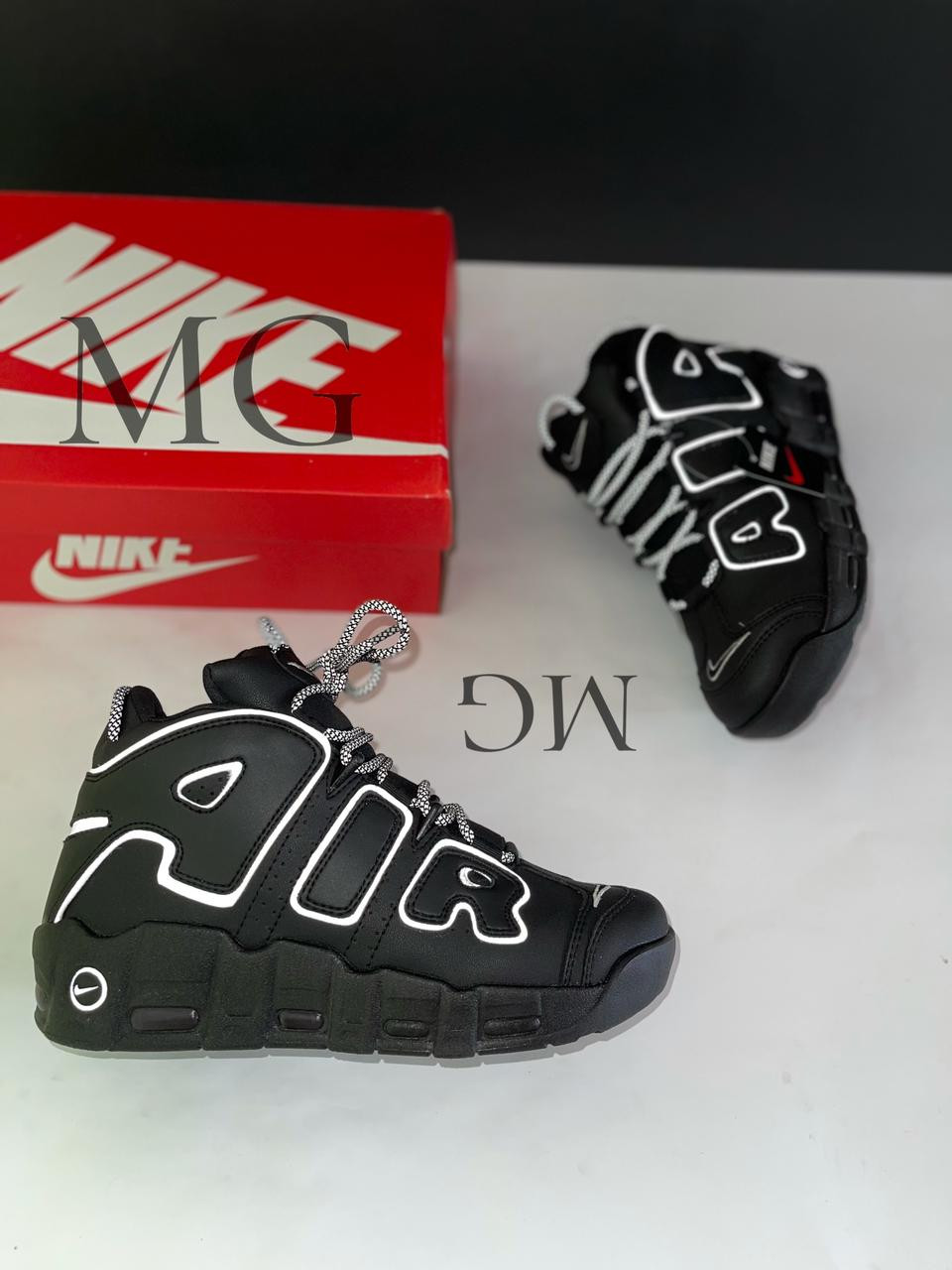 Imagen Nike Air More Up Tempo Black Panther Reflective 4