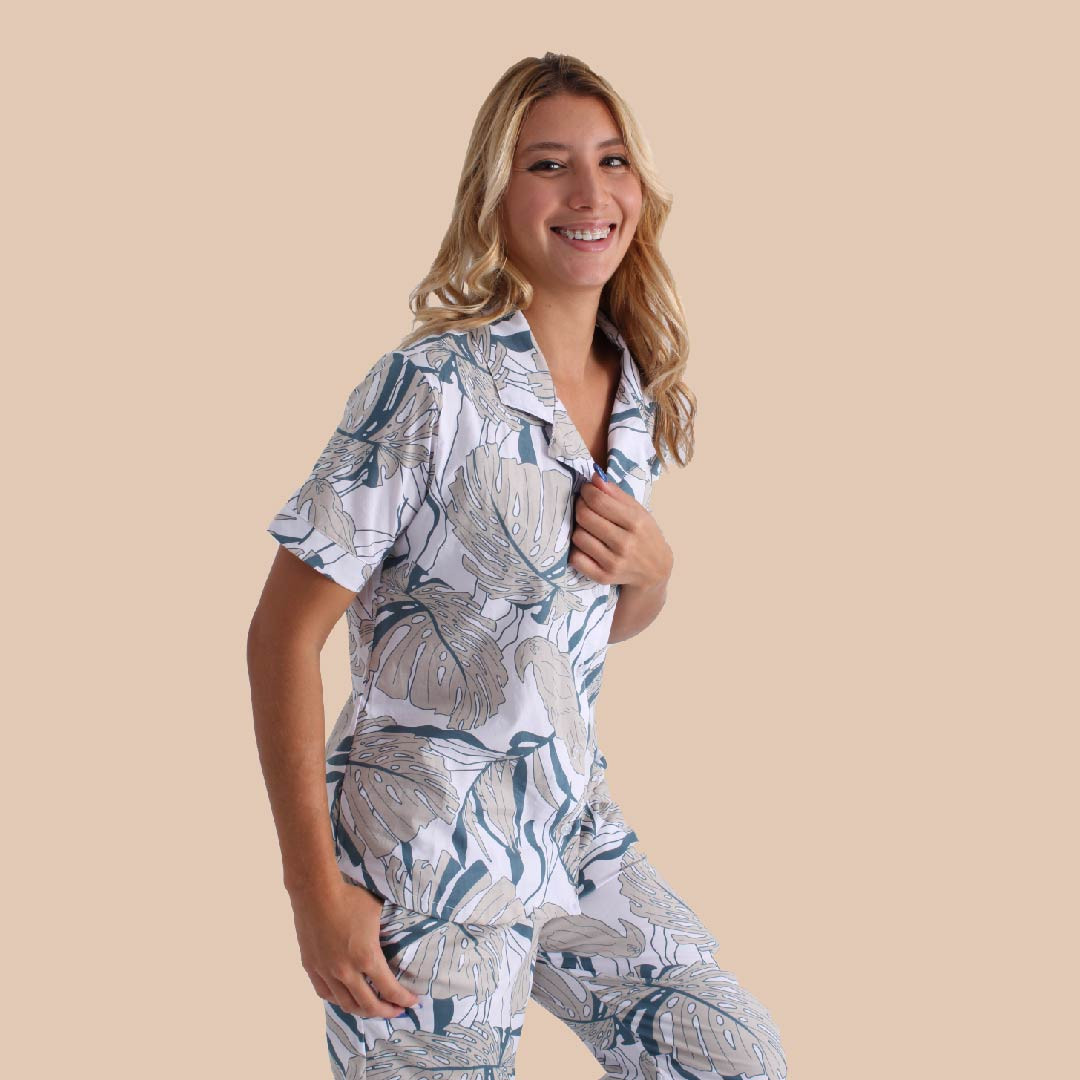 Imagen Pijama en Tejido Plano, 100% Algodón, diseño camisero.