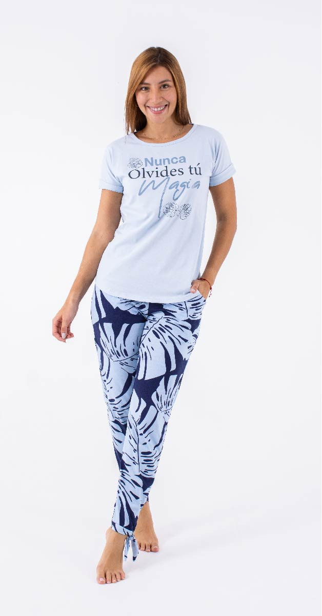 Imagen Pijama Magia, pantalón en algodón, camiseta en lycra algodón. 2