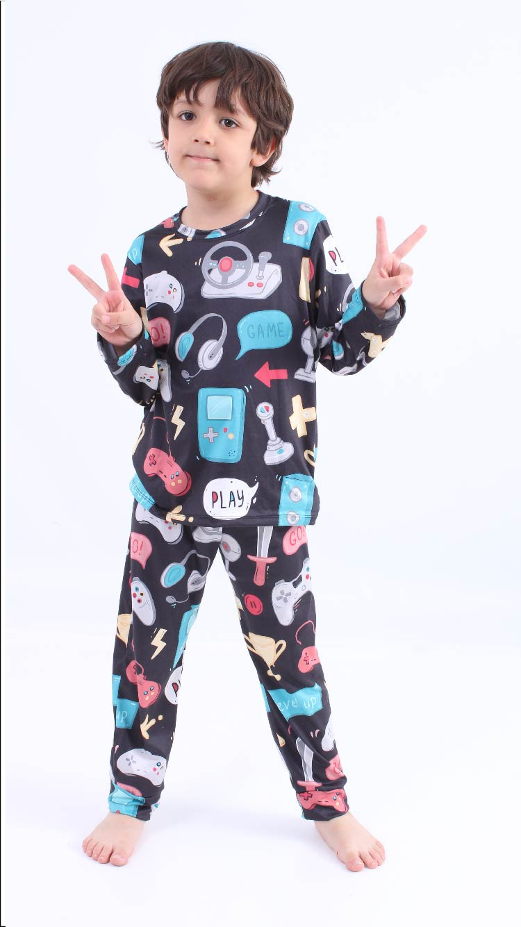 Imagen Pijama para niño, manga larga, en piel de durazno. 2
