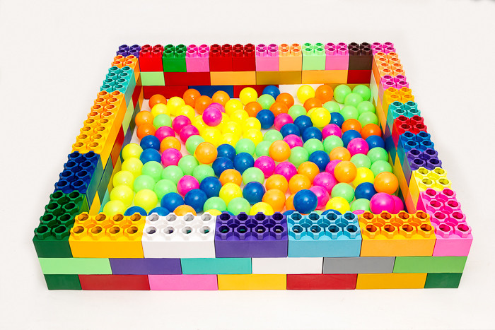 Imagen piscina de pelotas 2.0 x 2.0 de 228 bloques incluye 500 pelotas 1