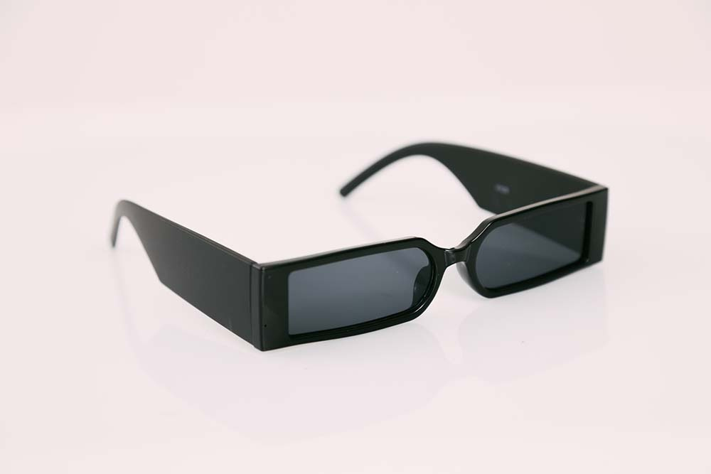 ImagenVenus black sunglasses 